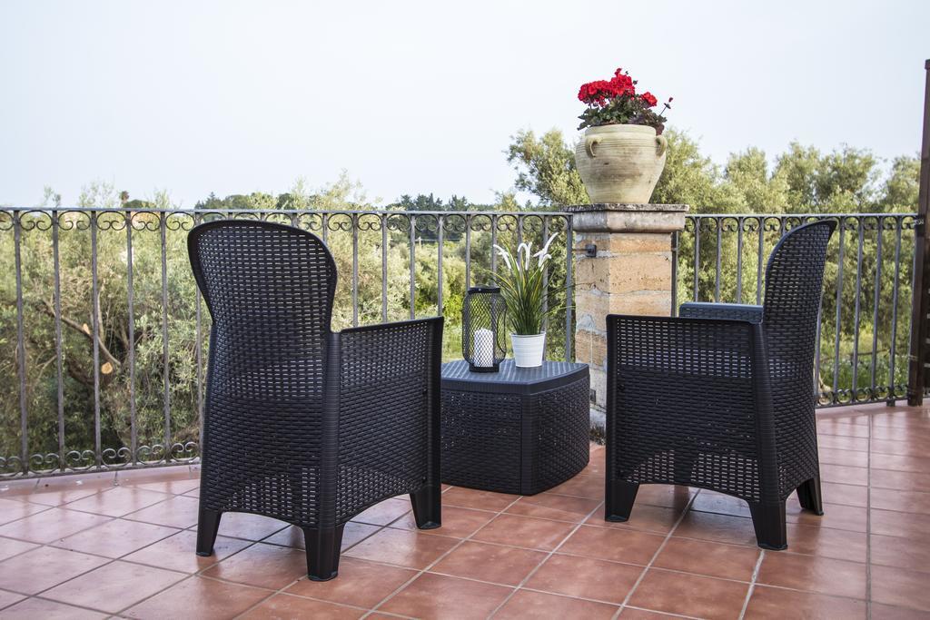 B&B Casale Siciliano Di Miryam Tiralongo Avola Luaran gambar